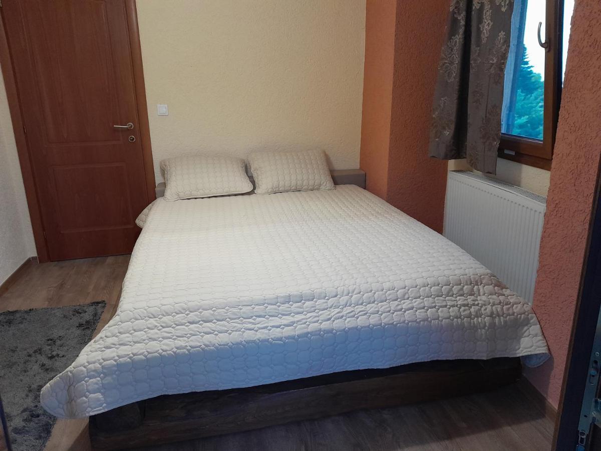 Artemis Home Petra  Luaran gambar